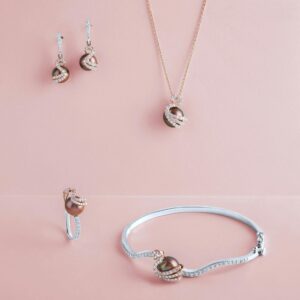 Pear Blue Sapphire and Diamond Halo Split Shank