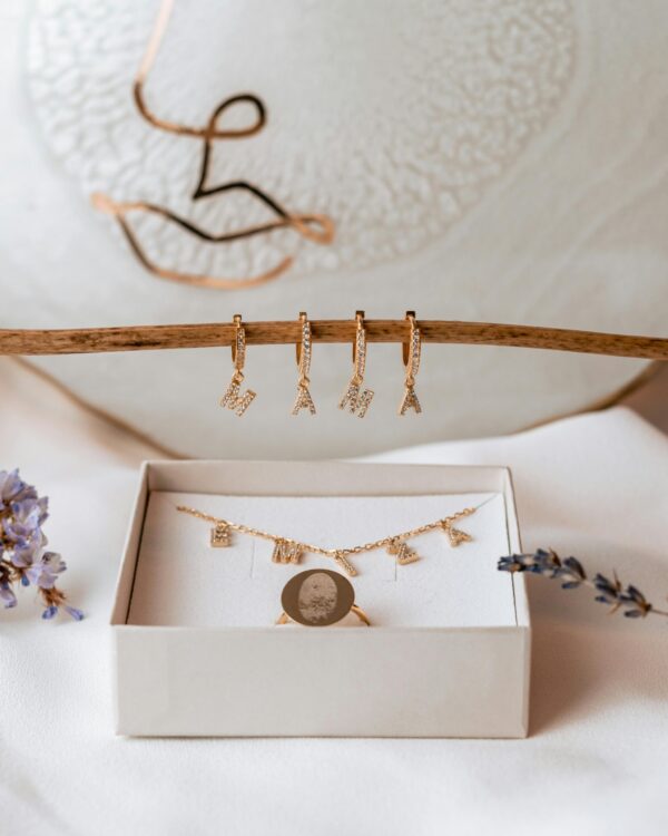 Pear Blue Sapphire and Diamond Halo Split Shank Rin